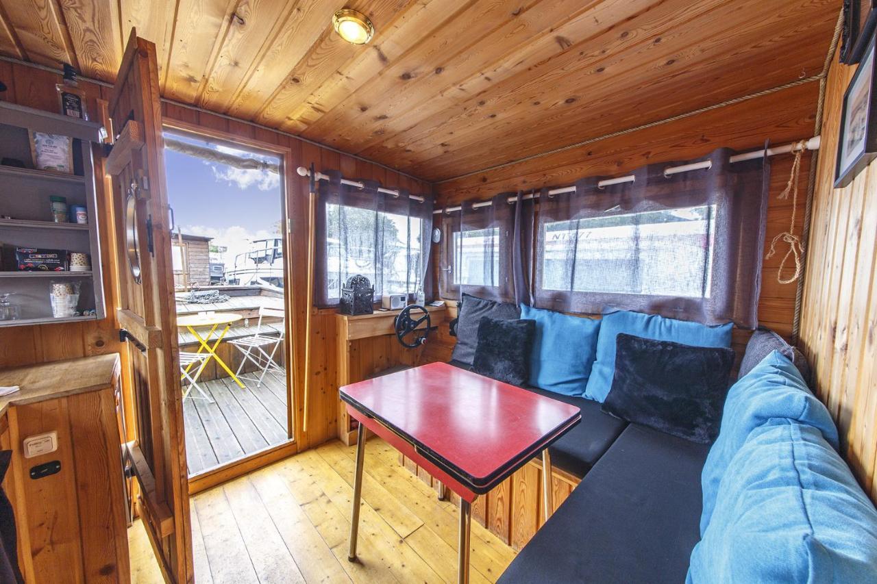 Logement Insolite La Toue Cabanee Centre Ville อองเชร์ ภายนอก รูปภาพ